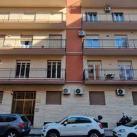 PIAZZA LINCOLN ampio 6 VANI terrazzo a livello