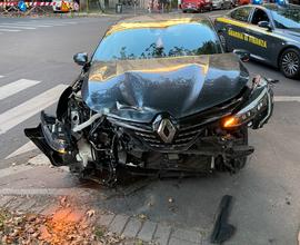 RENAULT Clio 5ª serie - 2021
