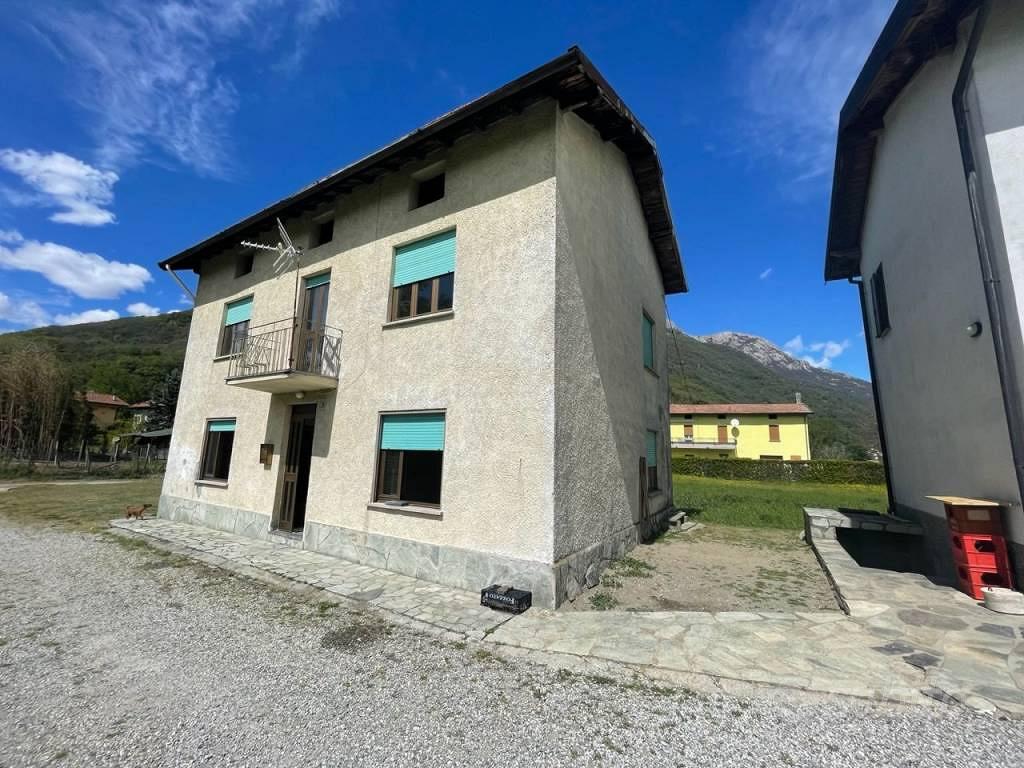 Villa di 134 m² con 4 locali a Sorico - Vista 2