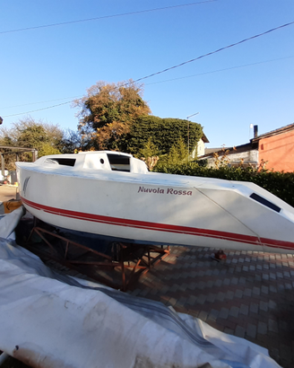 Vela con deriva mobile