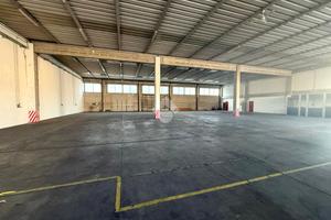 CAPANNONE A SELVAZZANO DENTRO