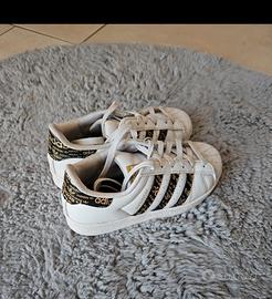 adidas superstar e vestito Desigual 