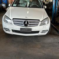 Pezzi di Ricambio Mercedes C200 anno 2010