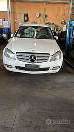 Pezzi di Ricambio Mercedes C200 anno 2010