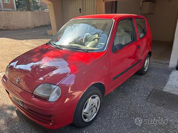 Fiat 600 anno 2005 (unico proprietario) 46169 km