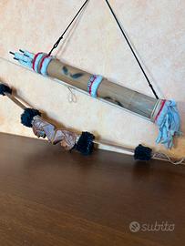 Arco con frecce da esposizione