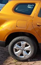 4 cerchioni con gomme x Dacia Duster ecc.