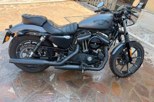 Harley Davidson iron 883