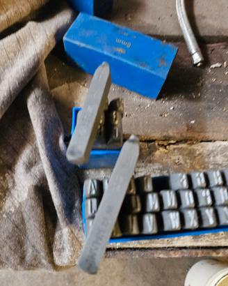Set punzoni acciaio lettere e numeri 8 mm – W. Ger