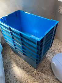Casse in plastica con coperchio impilabili N 6
