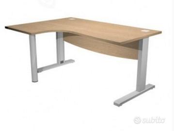 Scrivania angolare da ufficio