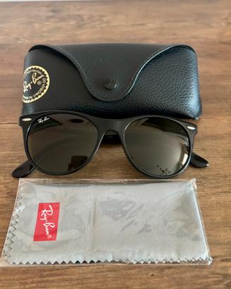 Ray Ban Wayfarer II RB2185