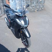 Honda SH 350 sport
