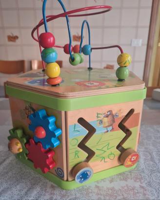Gioco in legno cubo motricità Safari usato
