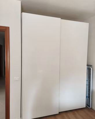 Armadio  e due comodini