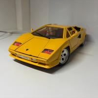 Lamborghini countach 1/18 Bburago