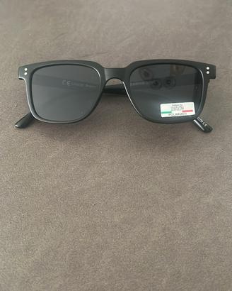 occhiali neri polarizzati