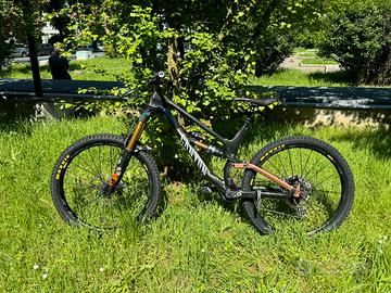 Canyon Torque CF9 Carbon | Fox Factory