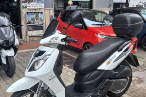 BENELLI Caffènero 125 .