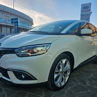 Renault Scenic Scénic Blue dCi 1.7 150 CV Initiale