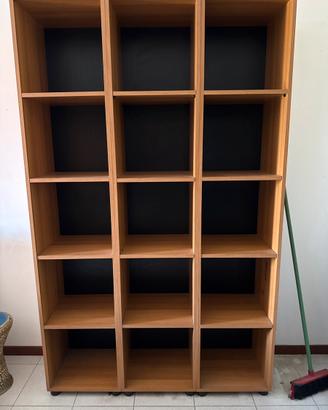 Libreria a giorno in legno