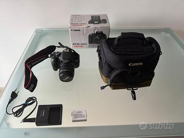 Canon EOS 600D + obiettivo 18-55 + accessori orig
