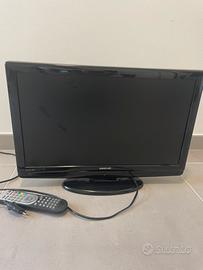 Televisore Lcd 22 pollici schermo piatto