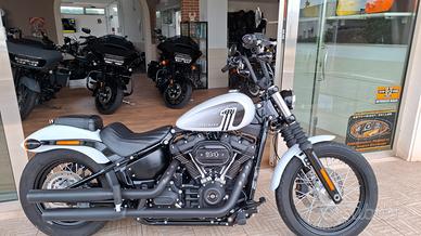 Harley-davidson Softail Street Bob 114