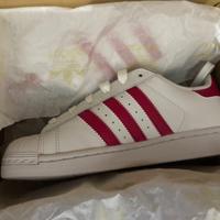 Scarpe adidas Superstar J fucsia, numero 36 2/3