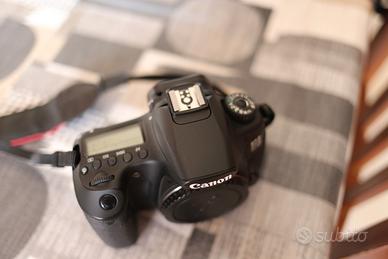 CANON 60 D