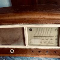 RADIO D'EPOCA CGE a valvole del 1956