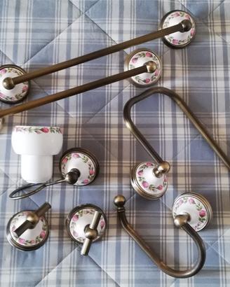 Accessori  ceramica floreale bagno 