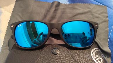 Ray-Ban New Wayfarer RB2132 622/17 nuovi mai usati