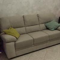 Divano 3 posti nuovo