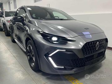 RENAULT Clio TECHNO Full Hybrid E-Tech 160 CV 5