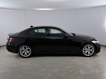 ALFA ROMEO GIULIA 2.2 Turbo AT8 160CV Executive 4 