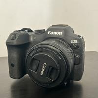 Canon R7 corpo macchina