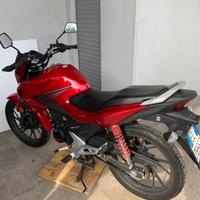 Honda cb125 f