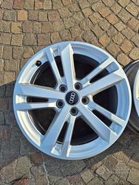 Cerchi Audi da 17 originali perfetti!!!