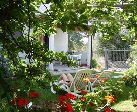 Appartamento con giardino dal 9 al 13 agosto