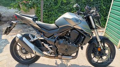 Honda Hornet 750