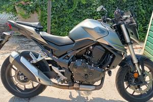 Honda Hornet 750