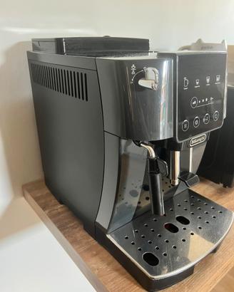 Macchina da caffè DeLonghi Magnifica Start