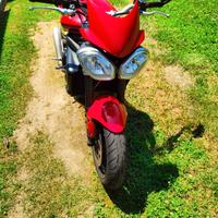 Triumph Street Triple 675 R