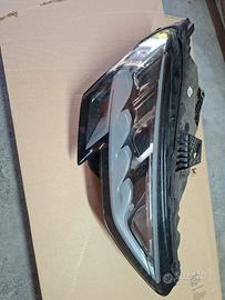 faro sx audi a3 8y