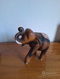 Elefante Portafortuna in Legno Intagliato - 18cm