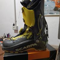 Scarponi scialpinismo