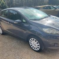Ford Fiesta 1.2 Benzina - Neopatentati