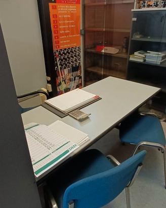 Arredamento Completo Ufficio + Sedie e Stampante