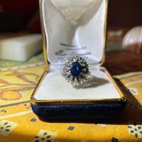 anello oro bianco e pietre preziose 